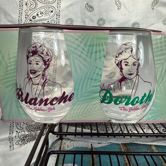 ABC Signature Golden Girls Stemless Wine Glasses Set of 4 Dorothy, Blanch,..... - Picture 3 of 13